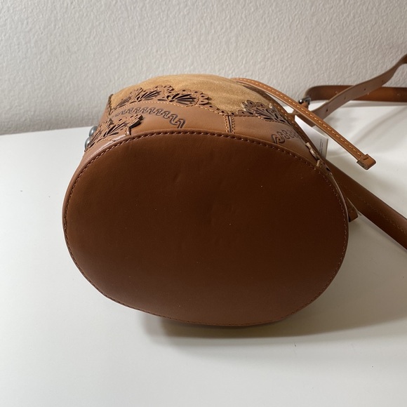 [NWT] Zara Die Cut Split Genuine Leather Bucket Bag - Picture 8 of 13